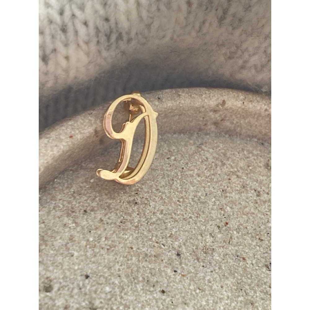 Gold Tone Monogram D Brooch Initial Letter 3D‎ Small Cursive Open Work
